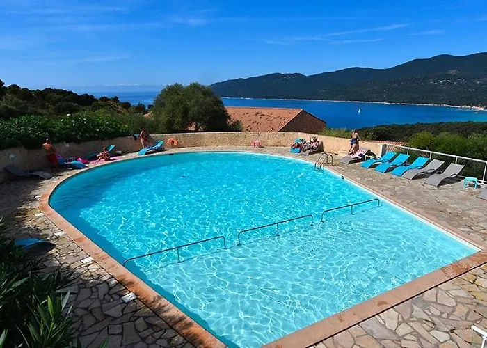 Le Francorsicat Apartmán Serra-di-Ferro (Corsica)